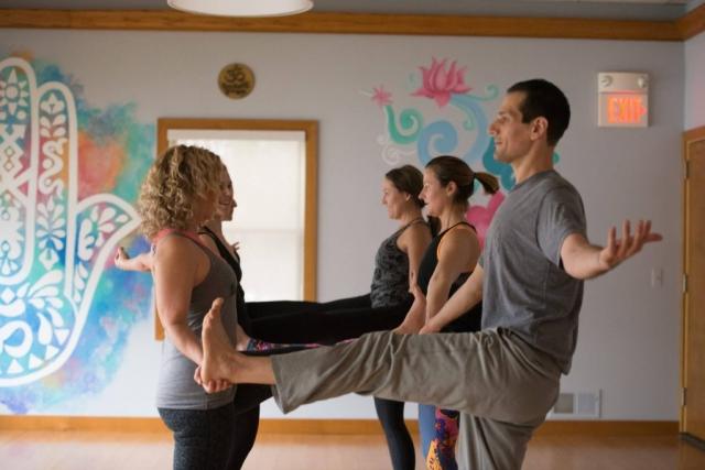 Explore Manasquan Beach Yoga: Rejuvenate Your Mind & Body
